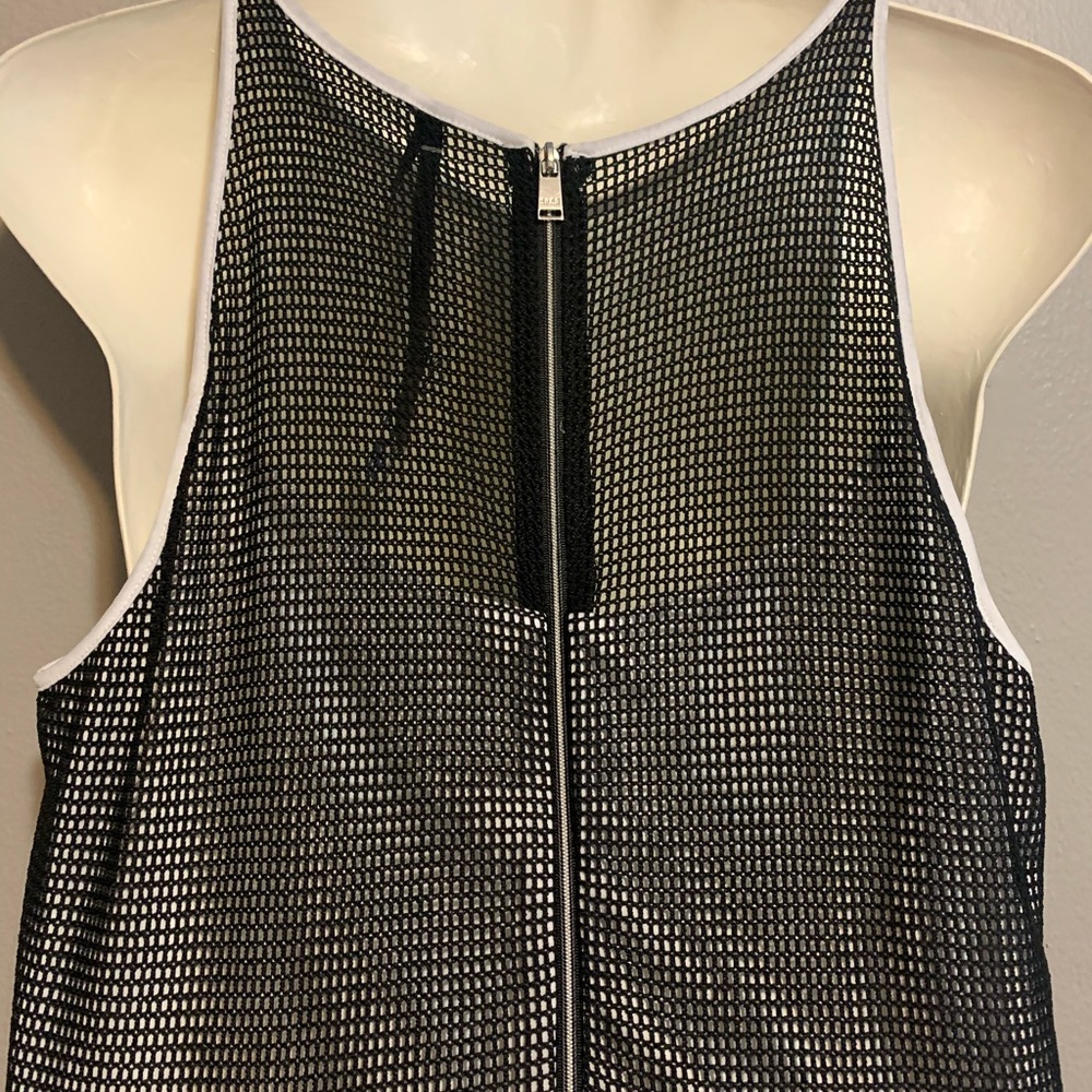 Dress - Picture 5 of 8